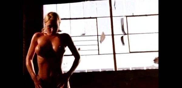  Heather Kozar - Skyfall (Music Video)